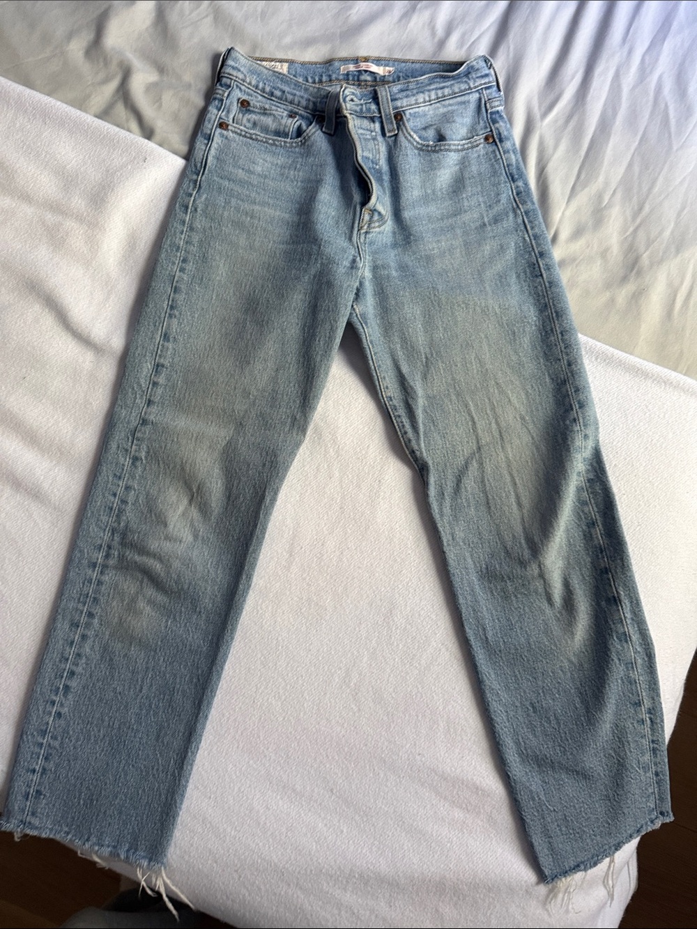 Levi’s Premium jeans- wedgie straight size 26